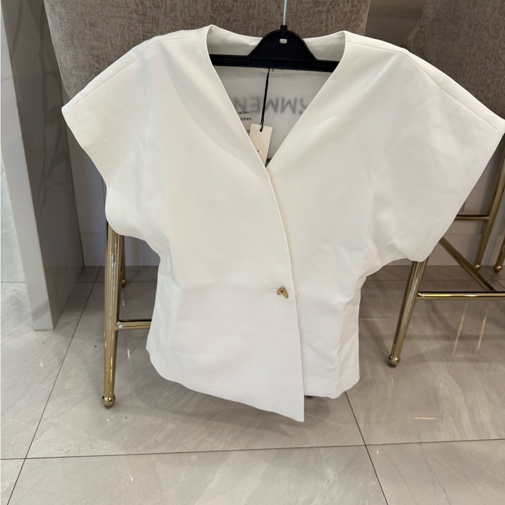 NWT Commense White Women's Top